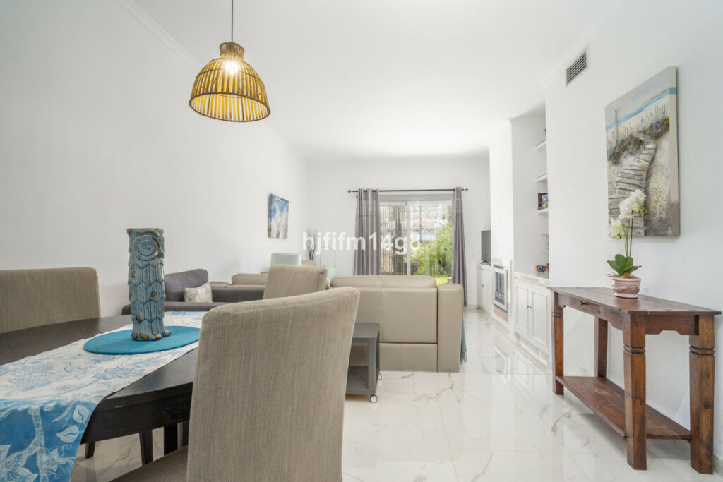 Ground Floor Apartment Nueva Andalucía Málaga - image 6