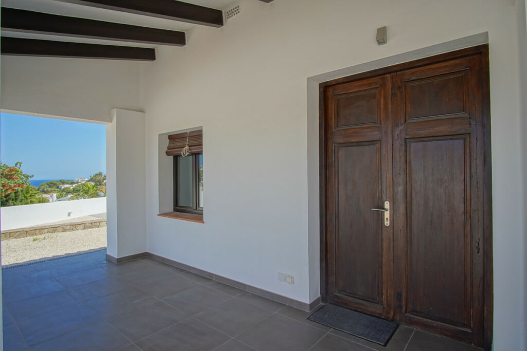Detached Villa Moraira Alicante - image 6