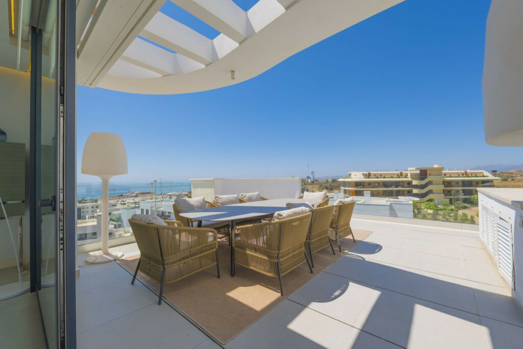 Penthouse Fuengirola Málaga - image 6