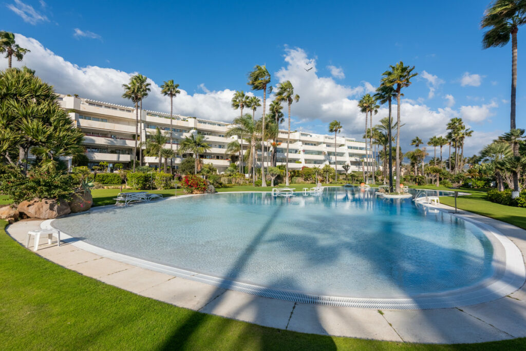 Penthouse Duplex Puerto Banús Málaga - image 6