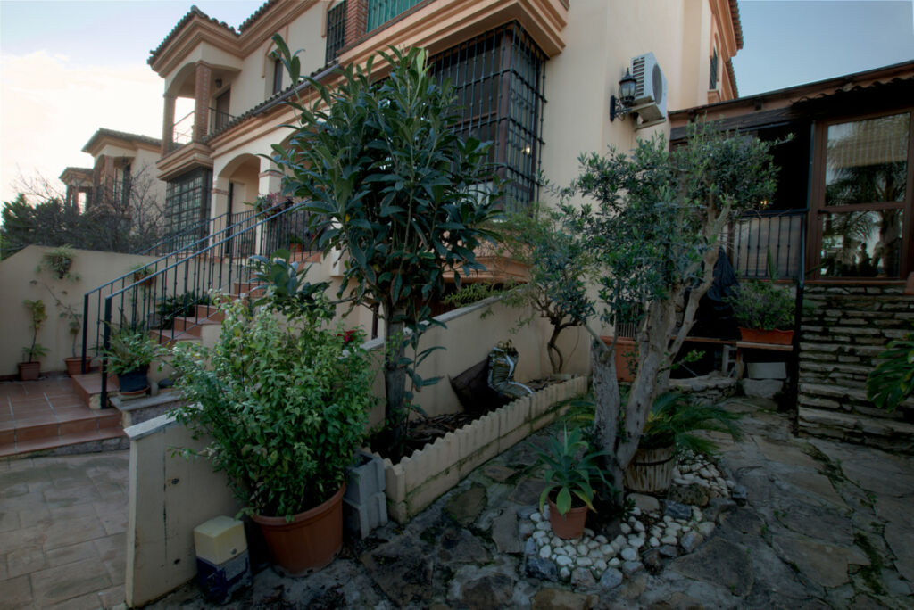 Townhouse Alhaurín de la Torre Málaga - image 6