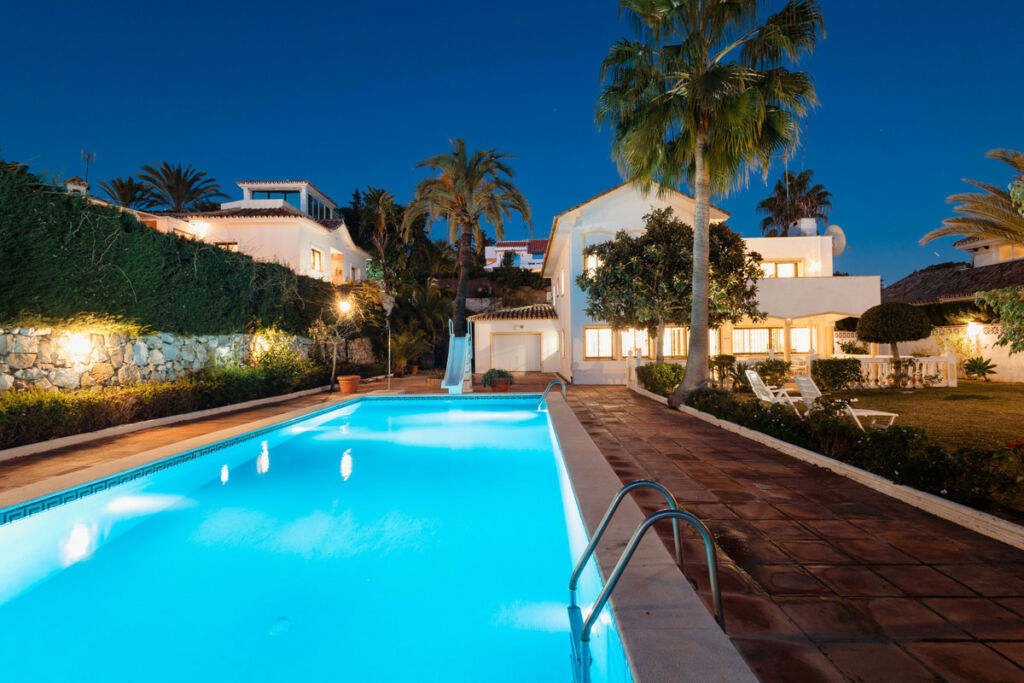 Detached Villa Las Chapas Málaga - image 60