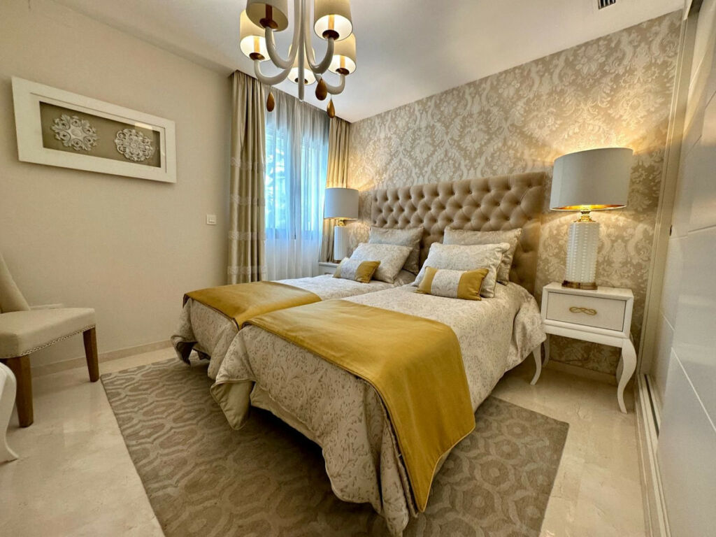 Detached Villa Marbella Málaga - image 52