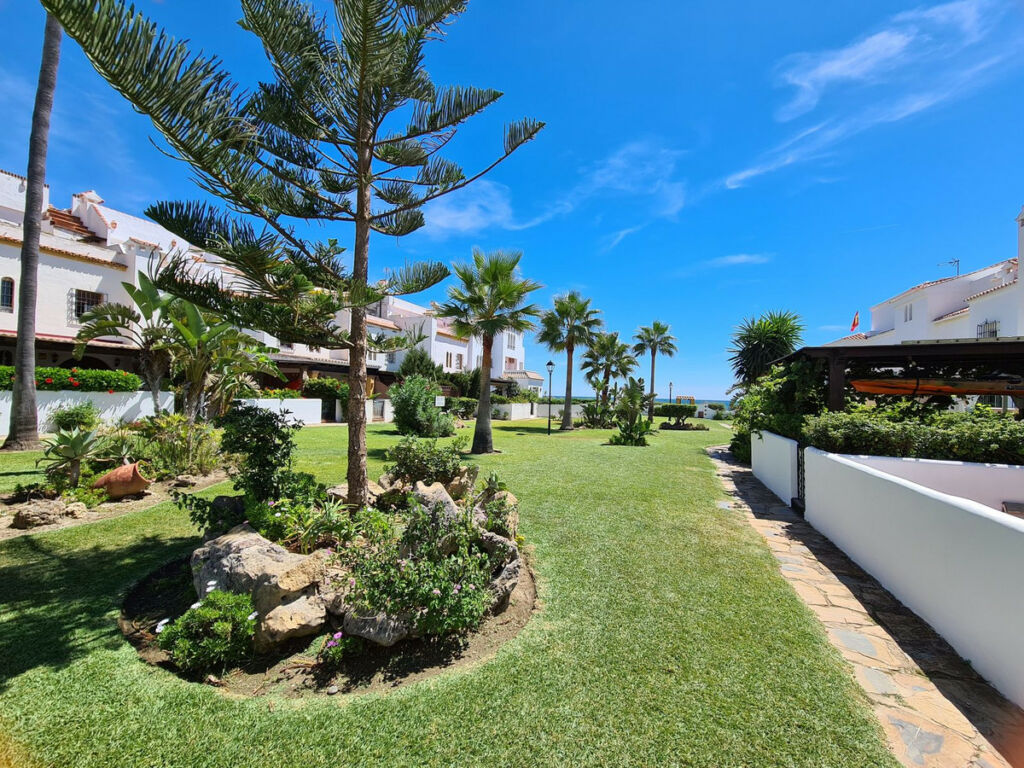Semi-Detached House Casares Playa Málaga - image 65