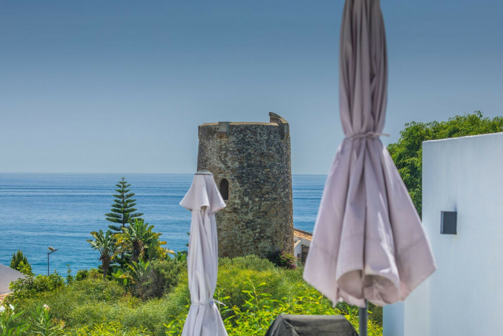 Detached Villa Estepona Málaga - image 66