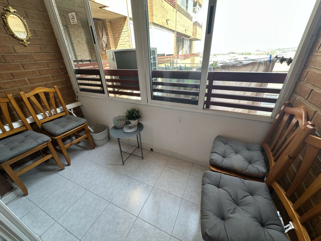 Middle Floor Apartment Torrevieja Alicante - image 7