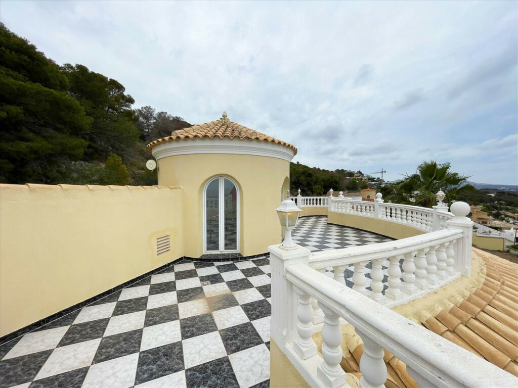 Detached Villa Calpe Alicante - image 7