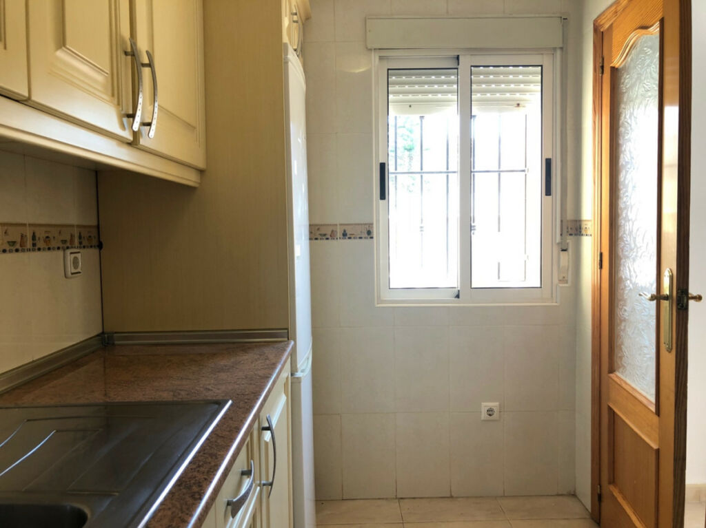 Townhouse San Miguel de Salinas Alicante - image 7