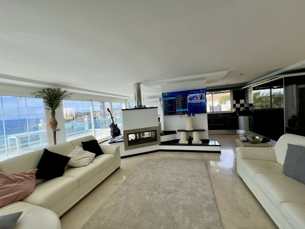 Detached Villa El Chaparral Málaga - image 7