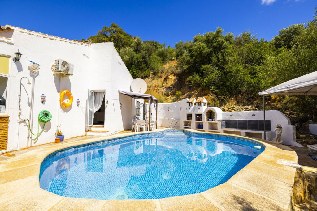 Detached Villa Comares Málaga - image 7