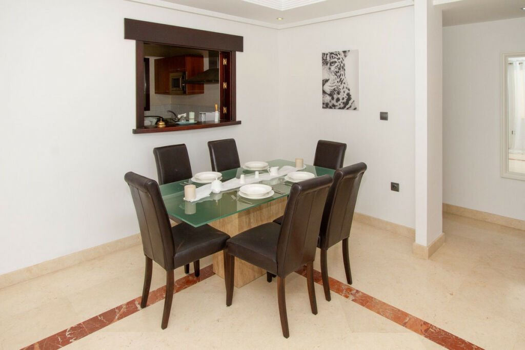 Ground Floor Apartment La Mairena Málaga - image 7