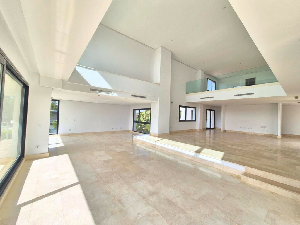 Detached Villa Sotogrande Alto Cádiz - image 7
