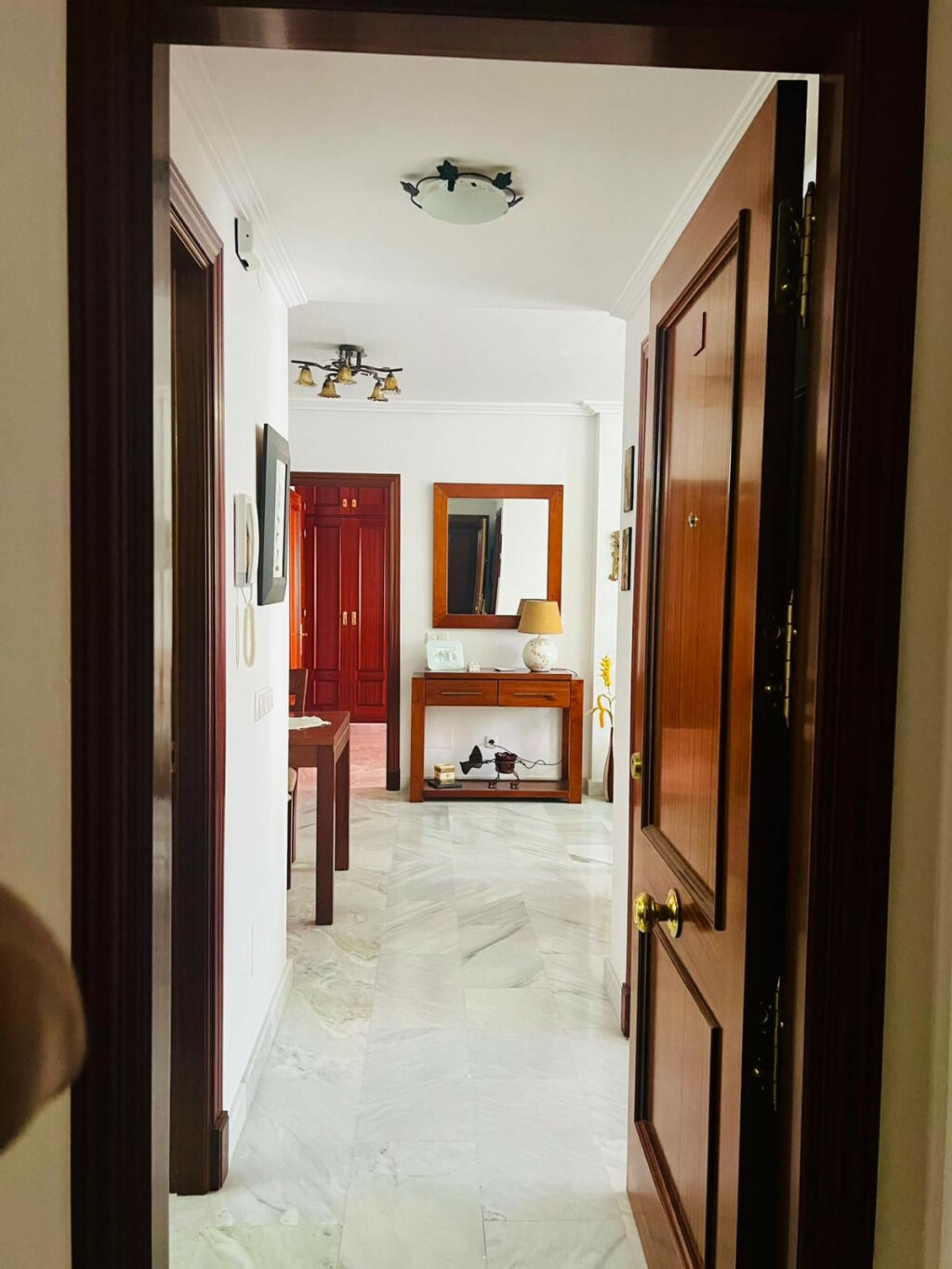 Middle Floor Apartment Guaro Málaga - image 7