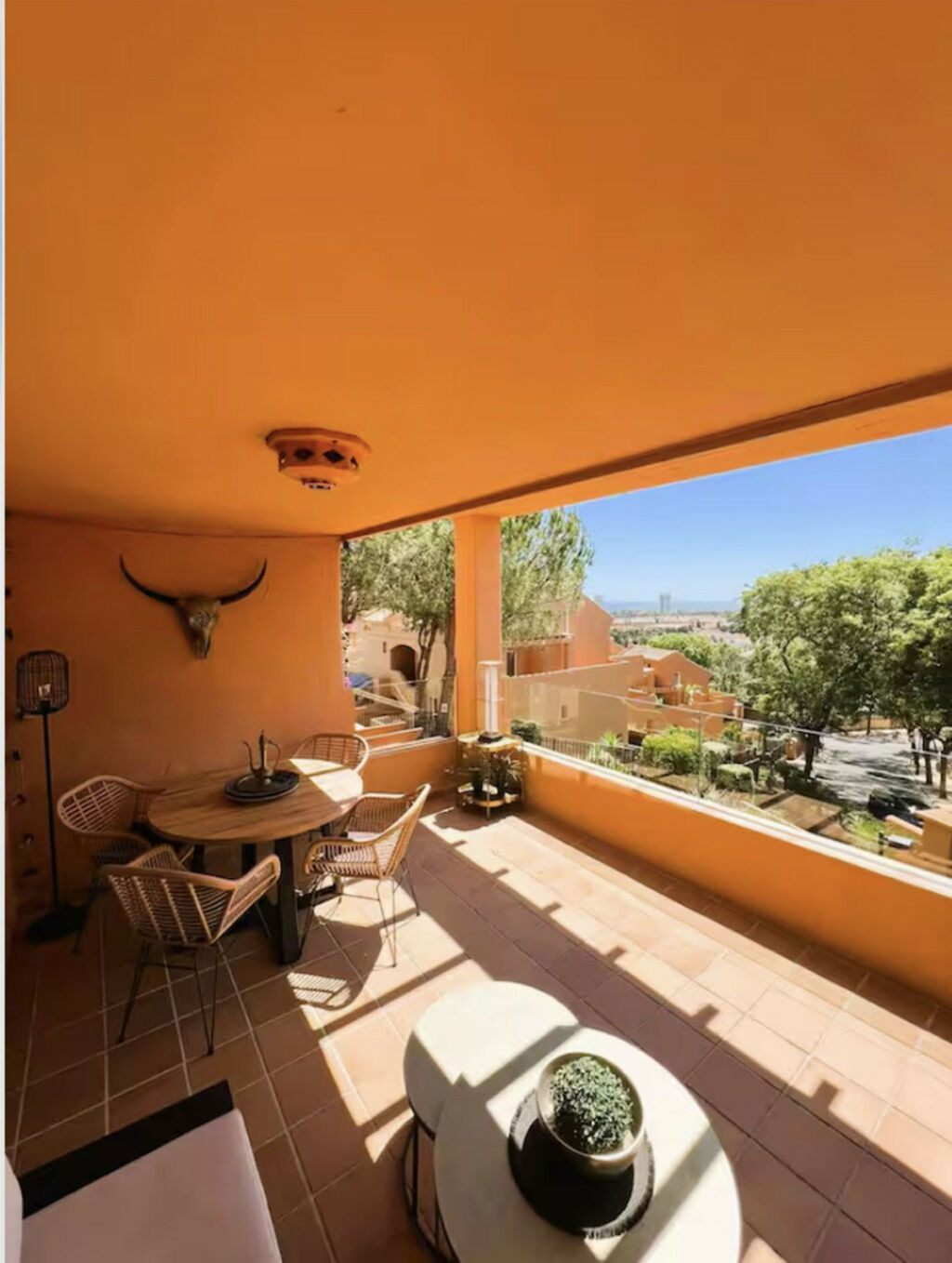 Middle Floor Apartment Elviria Málaga - image 7