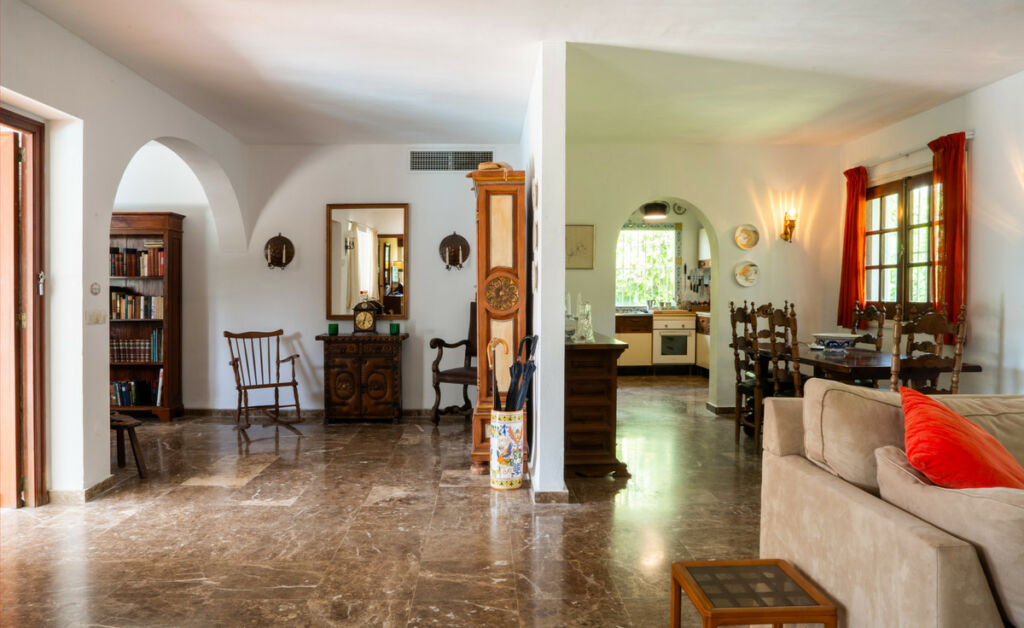 Detached Villa San Pedro de Alcántara Málaga - image 11