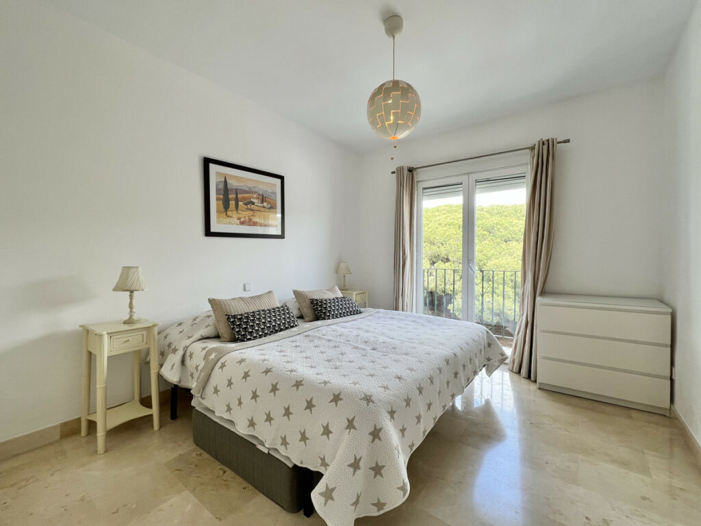Top Floor Apartment El Presidente Málaga - image 7
