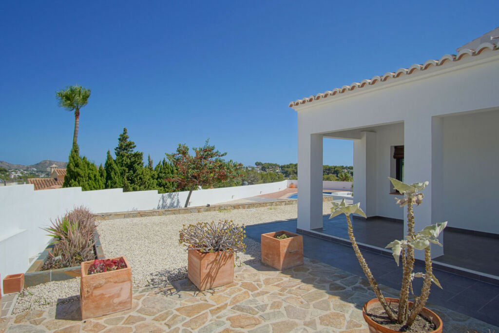 Detached Villa Moraira Alicante - image 7