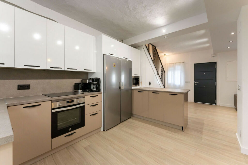 Townhouse Monda Málaga - image 7