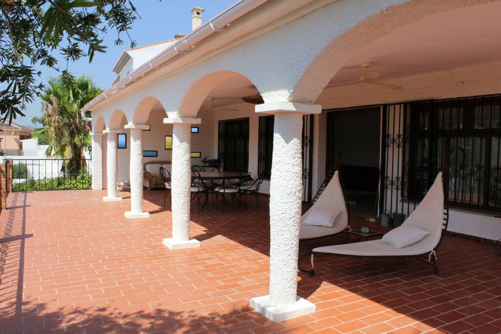 Detached Villa Coín Málaga - image 7