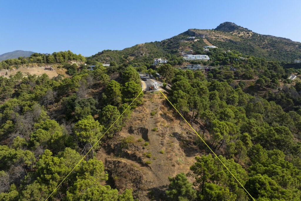Residential Plot Benahavís Málaga - image 11