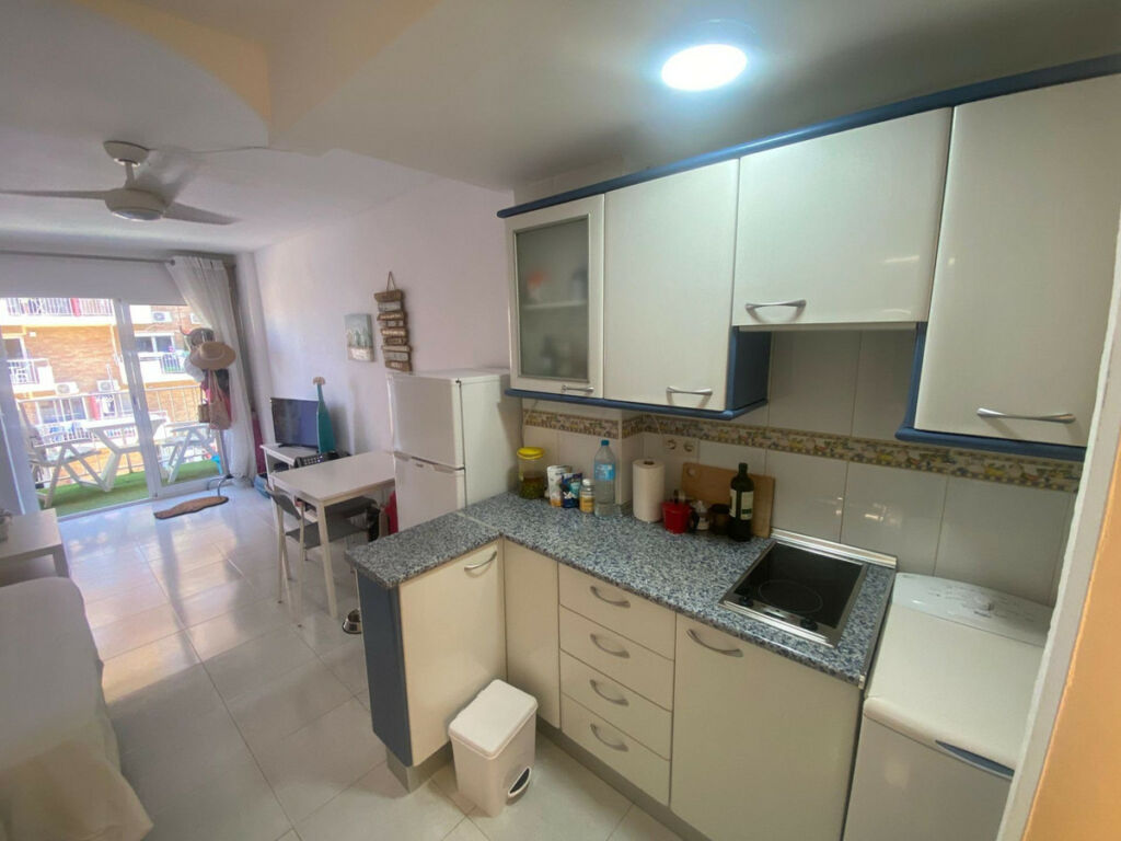 Middle Floor Studio Arroyo de la Miel Málaga - image 14