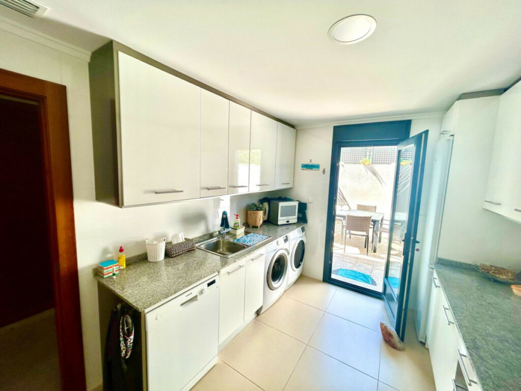 Townhouse Calpe Alicante - image 7