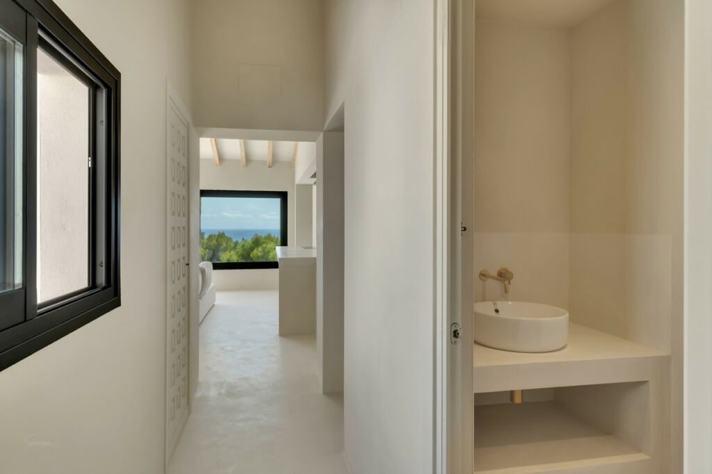 Detached Villa Benissa Alicante - image 7