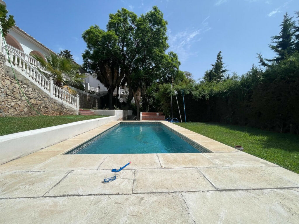 Detached Villa Torremuelle Málaga - image 7
