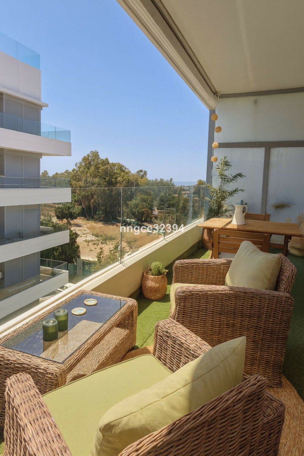 Middle Floor Apartment Nueva Andalucía Málaga - image 7