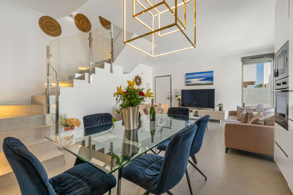 Detached Villa Villamartin Alicante - image 7