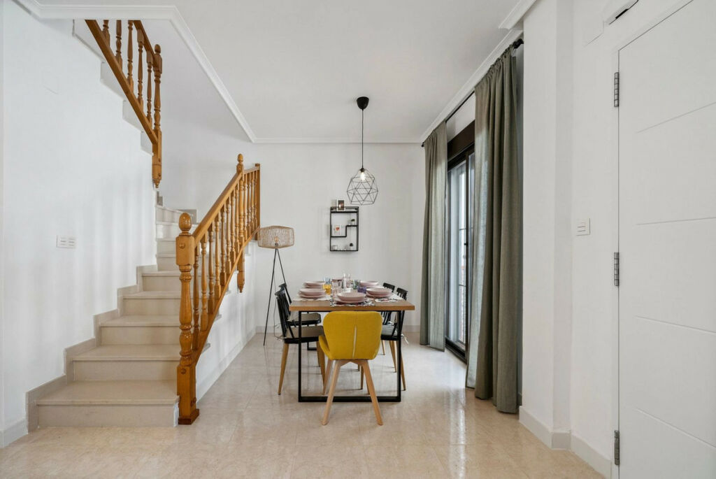 Townhouse San Miguel de Salinas Alicante - image 7