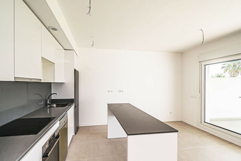 Ground Floor Apartment Bel Air Málaga - image 7