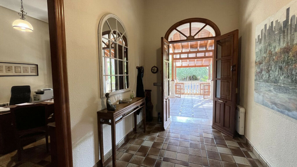 Detached Villa Mutxamel Alicante - image 7