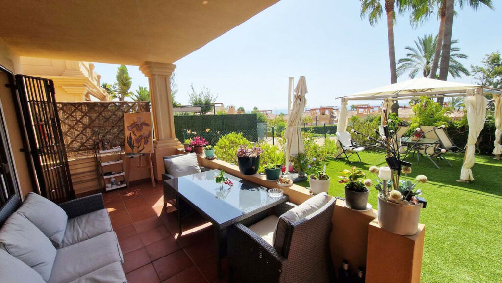 Semi-Detached House Estepona Málaga - image 7
