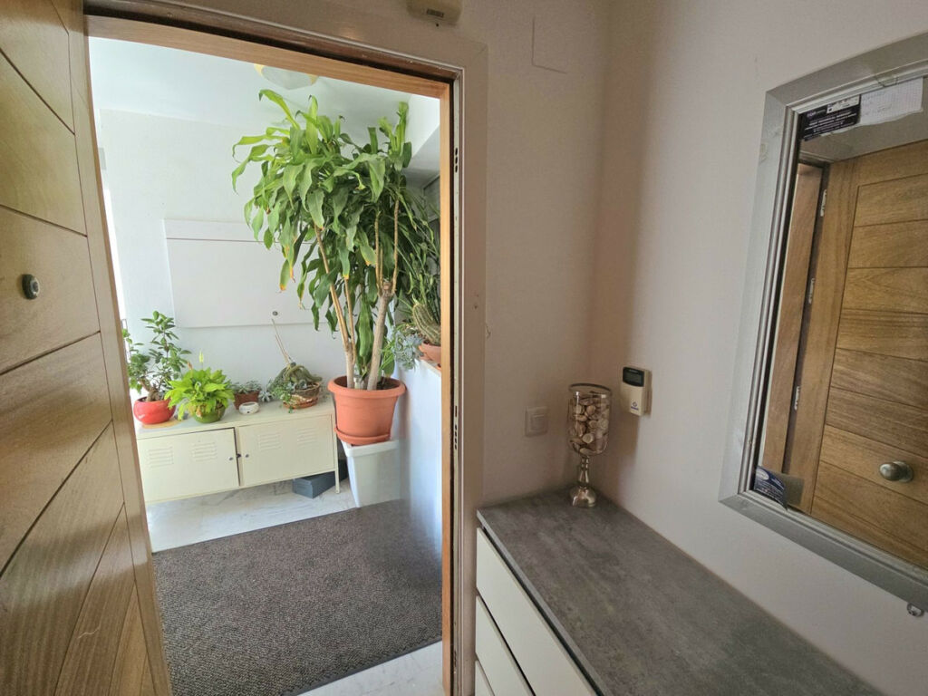Top Floor Apartment Torrequebrada Málaga - image 7