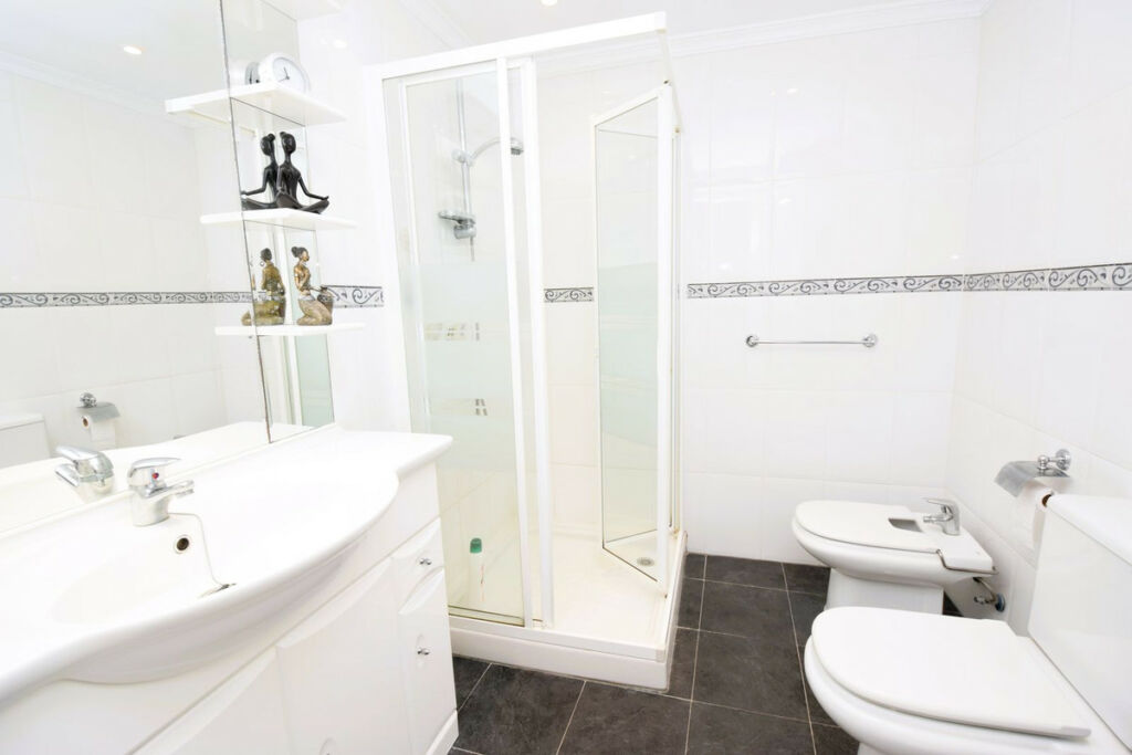 Middle Floor Apartment La Cala de Mijas Málaga - image 7