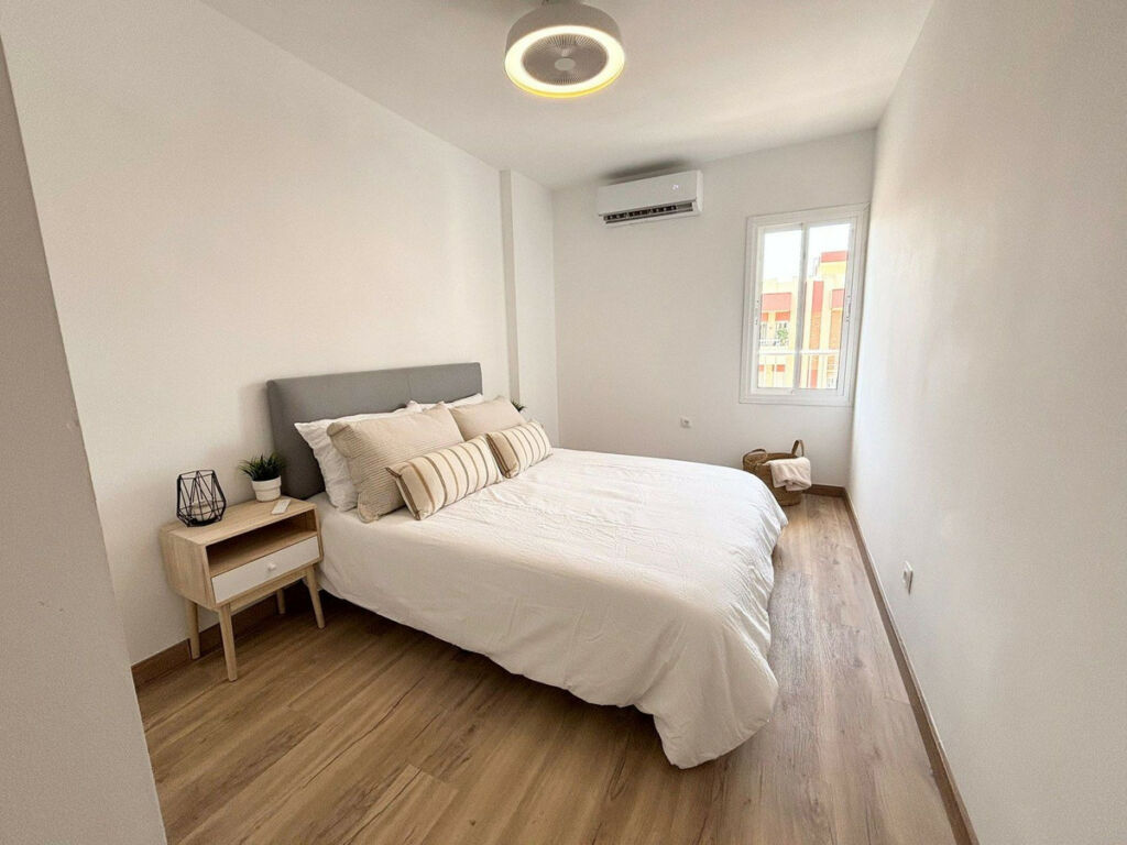 Middle Floor Apartment Benalmadena Costa Málaga - image 7