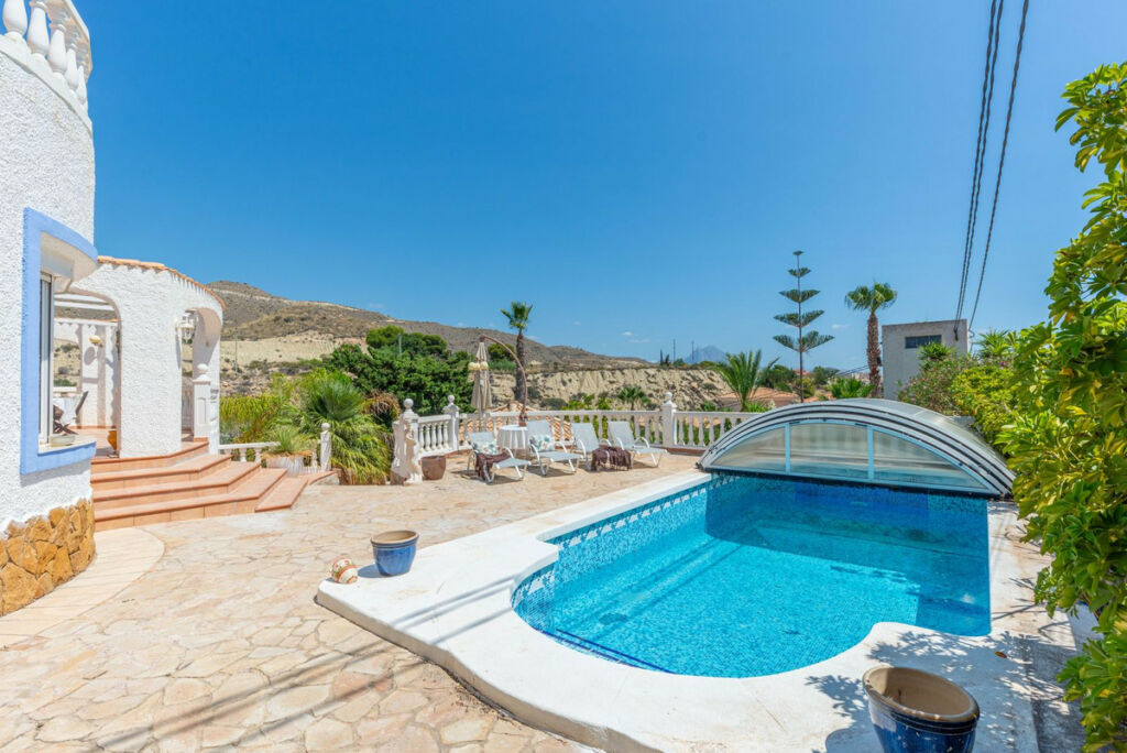 Detached Villa El Campello Alicante - image 7