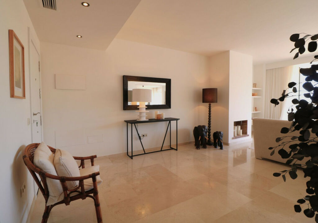 Penthouse La Mairena Málaga - image 7