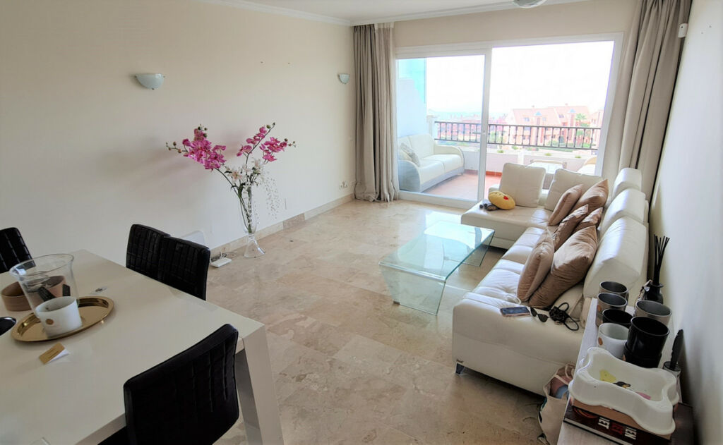 Middle Floor Apartment Calahonda Málaga - image 7