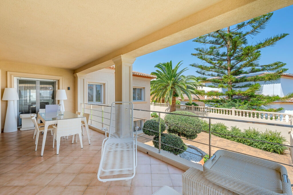 Detached Villa Benissa Alicante - image 7