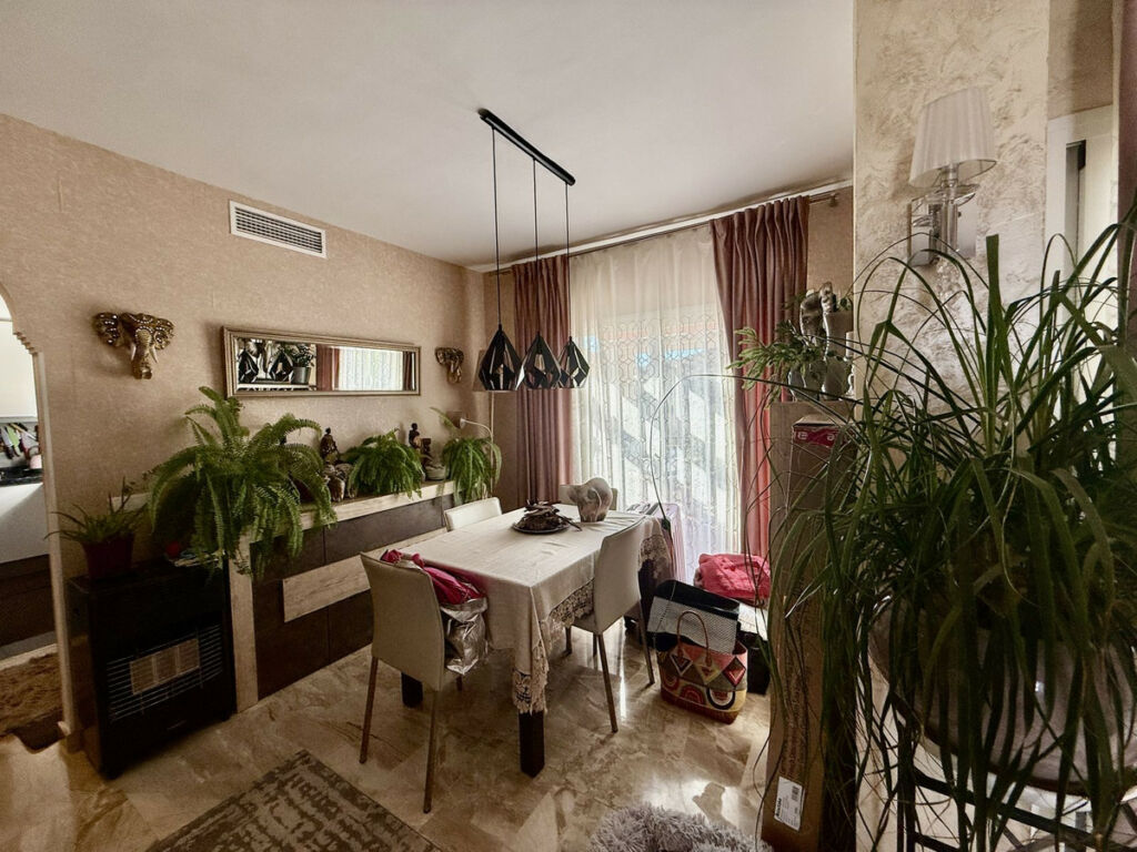 Penthouse Calahonda Málaga - image 7