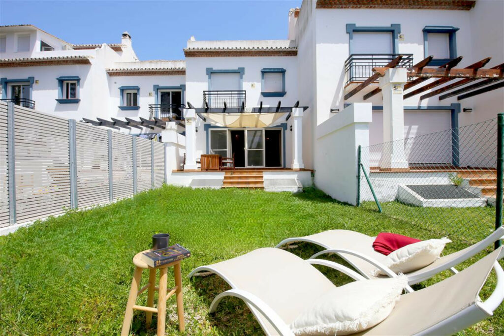 Semi-Detached House Estepona Málaga - image 7