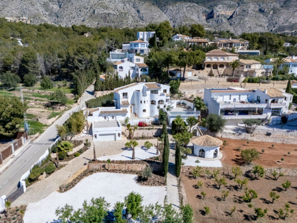Detached Villa Altea Alicante - image 7