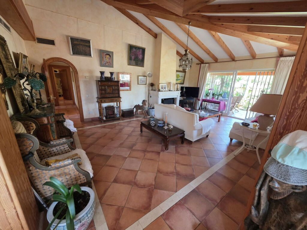 Detached Villa Marbesa Málaga - image 7
