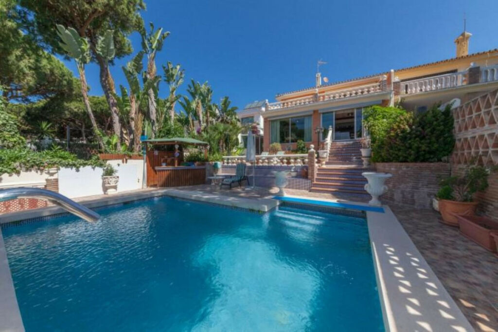 Semi-Detached House Puerto de Cabopino Málaga - image 7