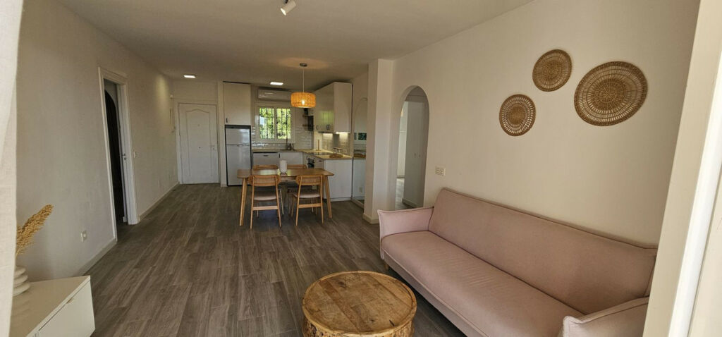 Middle Floor Apartment Riviera del Sol Málaga - image 7