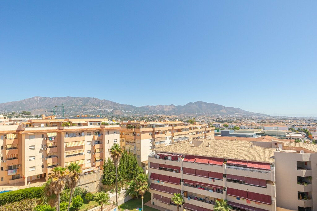 Penthouse Las Lagunas Málaga - image 7