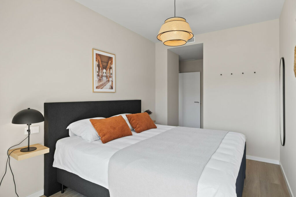 Middle Floor Apartment Estepona Málaga - image 7