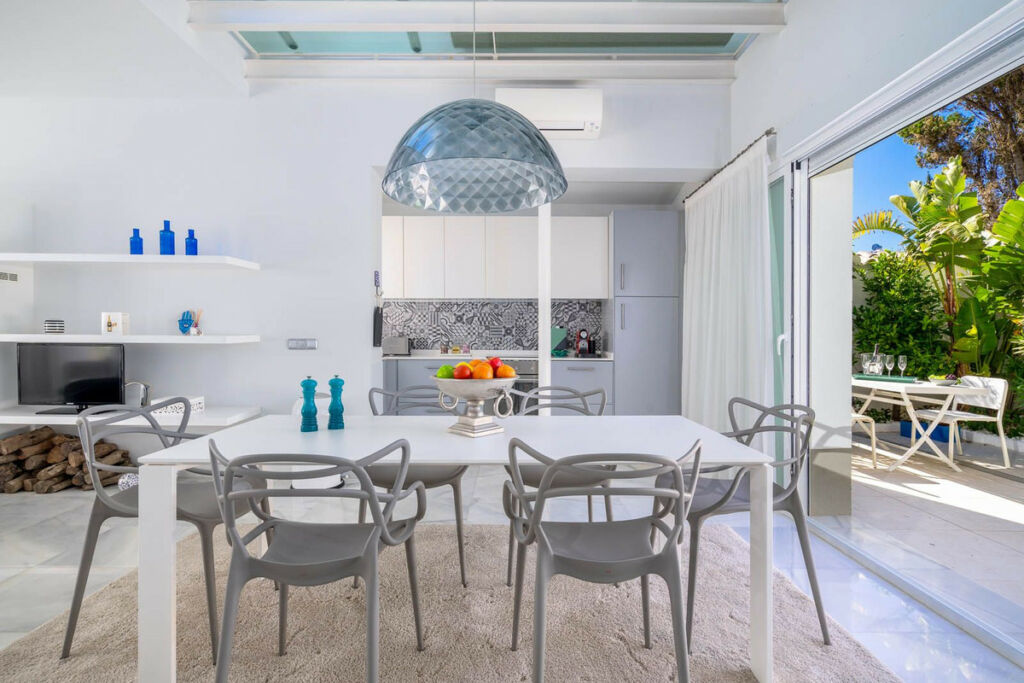 Detached Villa Marbesa Málaga - image 7